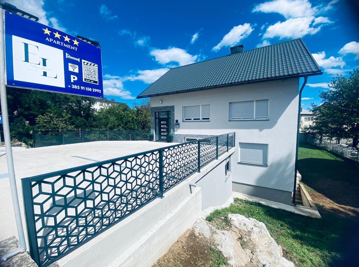 Apartman El Огулин Екстериор снимка